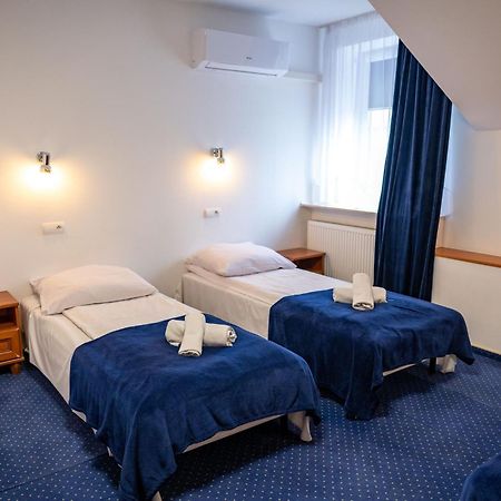 Hotel Duet Chełm Exteriör bild
