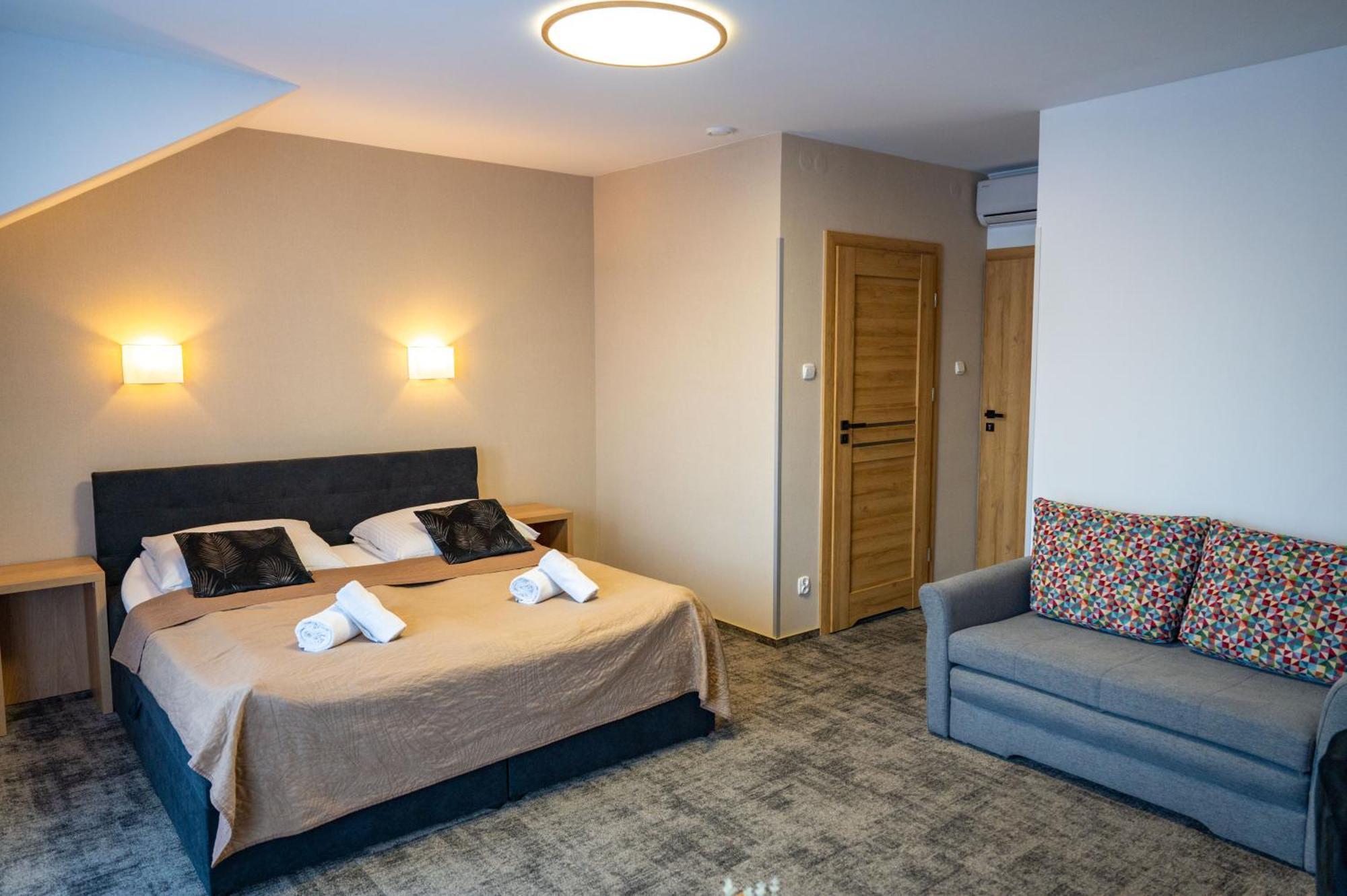 Hotel Duet Chełm Exteriör bild